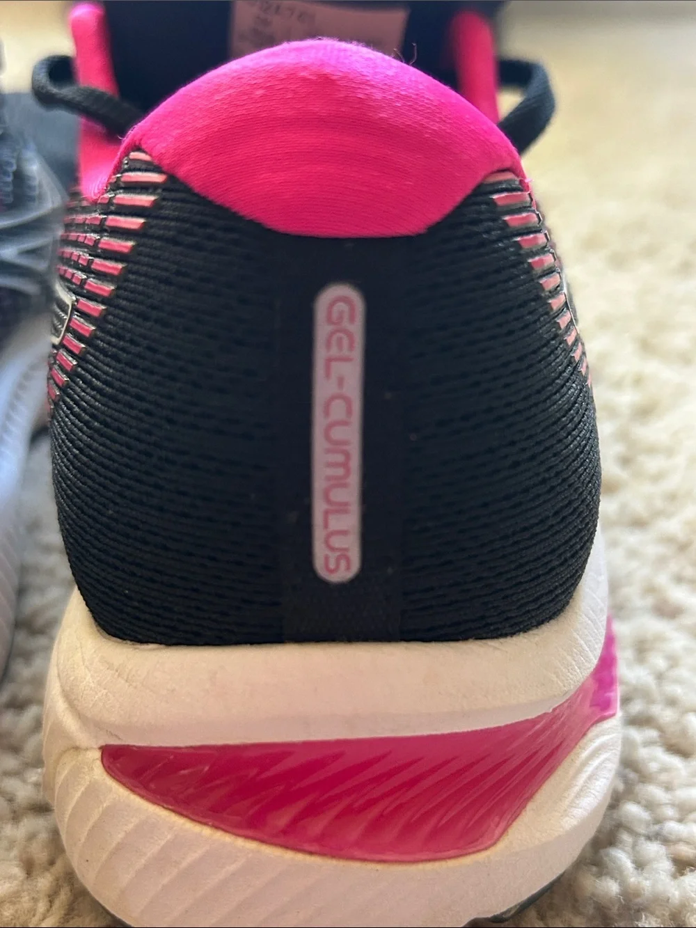 Asics Women's Black & Hot Pink Running Sneakers Gel Cumulus